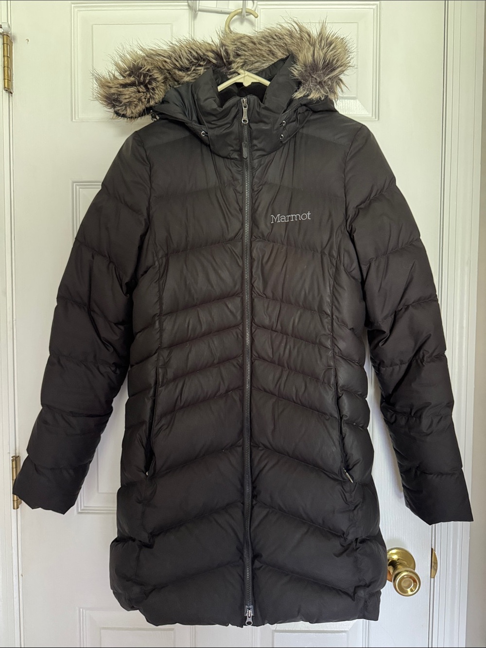 Marmot Women's Black Quilted Insulated Hooded Puffer Coat with Faux Fur